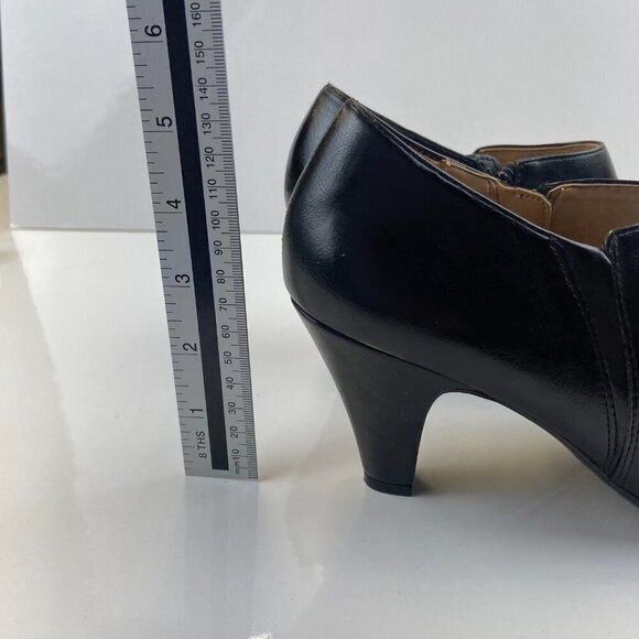 NEW! Naturalizer Leather Heeled Ankle Booties 3-Inch Heel Zip Closure Black 8M - Picture 5 of 13